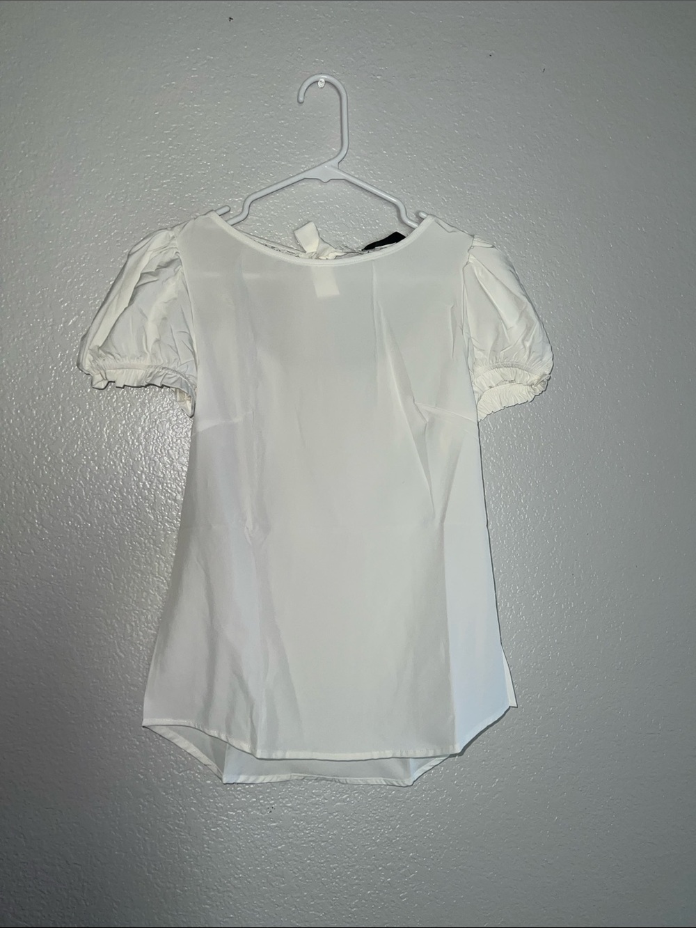 Women's White Puff-Sleeve Blouse NWOT
